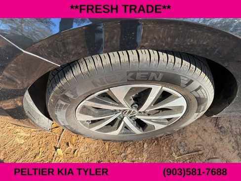 Used 2024 Volkswagen Jetta S image 5