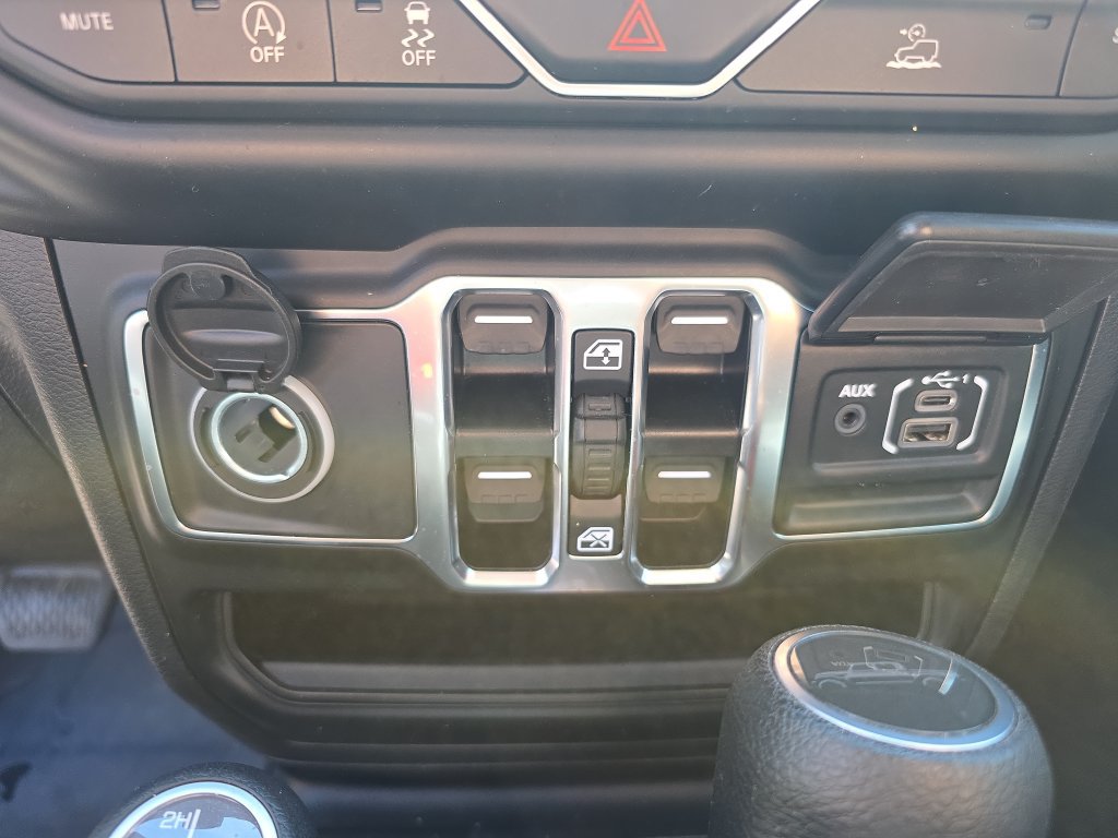 Used 2022 Jeep Gladiator Sport AWD/4WD image 43