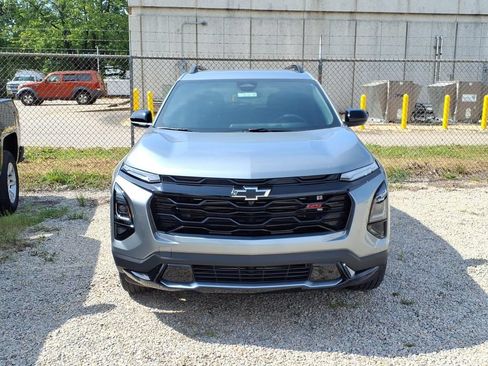 Used 2026 Chevrolet Equinox RS w/ Convenience Package III FWD image 2