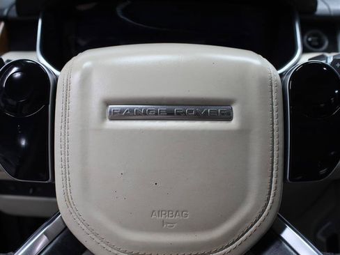 Used 2018 Land Rover Range Rover HSE AWD/4WD image 12