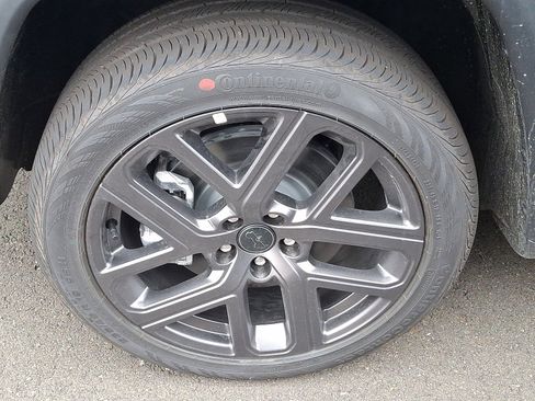 New 2026 Jeep Compass Limited w/ Sun, Sound & Navigation Group image 4