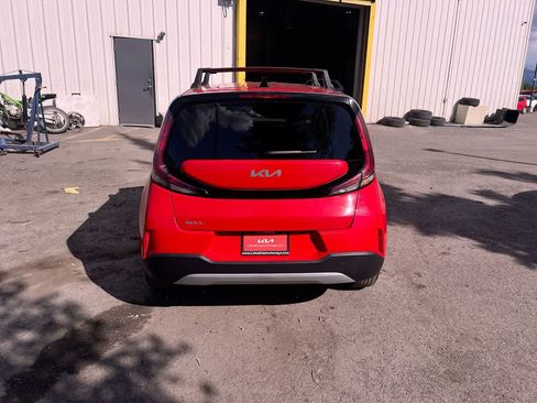 Used 2023 Kia Soul LX FWD image 27