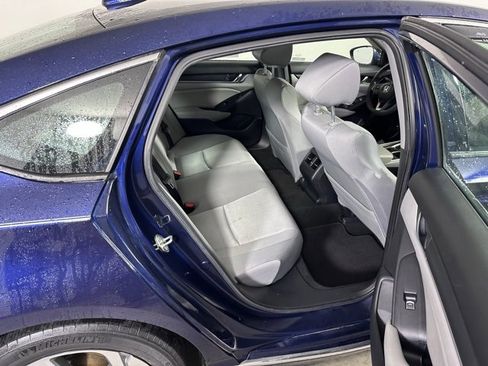 Used 2019 Honda Accord EX image 12