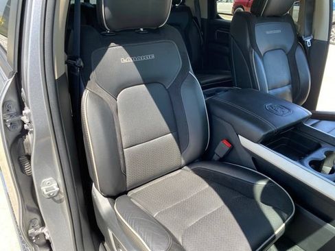 Used 2020 RAM 1500 Laramie AWD/4WD image 35