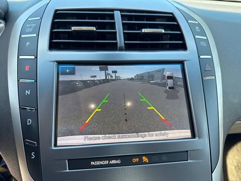 Certified 2020 Lincoln MKZ w/ Convenience Package image 24