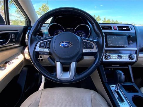 Used 2016 Subaru Legacy 2.5i Limited AWD/4WD image 6