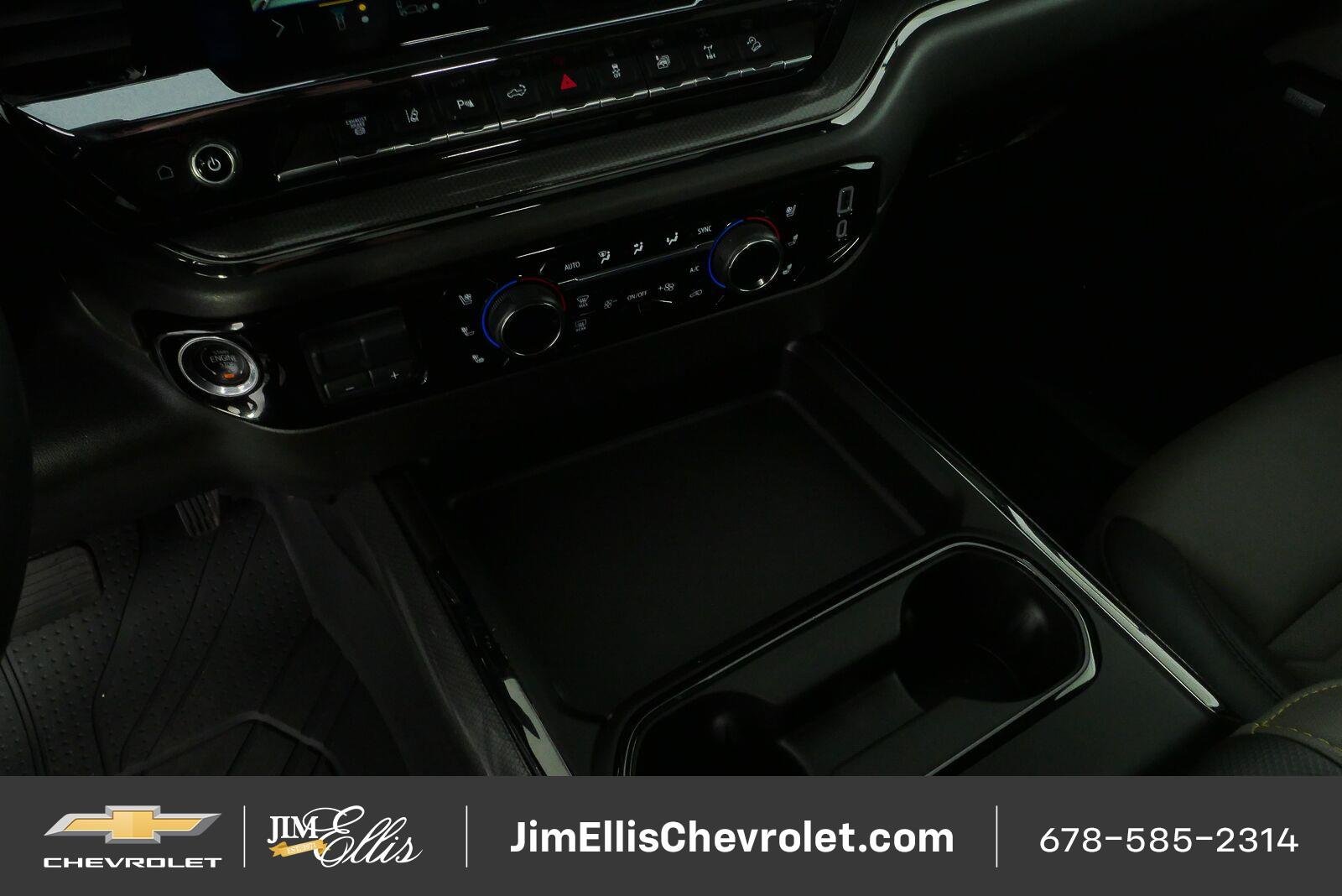 Used 2025 Chevrolet Silverado 2500 ZR2 w/ Technology Package AWD/4WD image 15