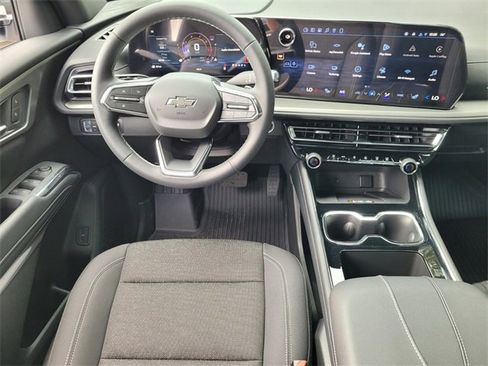 New 2026 Chevrolet Traverse LT w/ Midnight/Sport Edition image 13