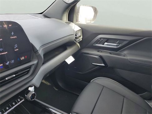 New 2026 Chevrolet Silverado EV LT w/ Plus Package image 24