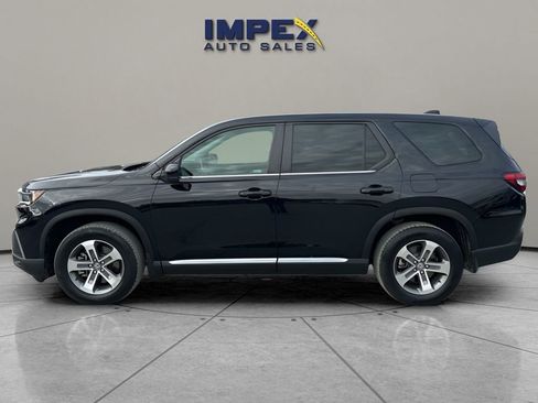 Used 2024 Honda Pilot EX-L image 2