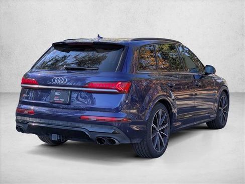Used 2021 Audi SQ7 Prestige w/ Prestige Package image 2