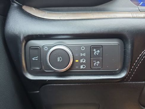 Used 2021 Ford Explorer Platinum w/ Equipment Group 601A AWD/4WD image 27
