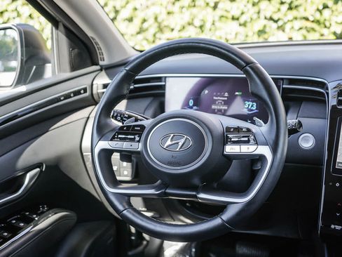 Certified 2024 Hyundai Tucson Limited AWD/4WD image 15