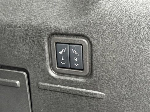 New 2025 GMC Hummer EV 3X w/ LPO, Cargo Utility Package image 41