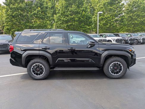 New 2026 Toyota 4Runner TRD Off-Road Premium AWD/4WD image 3