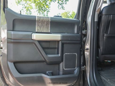 Used 2017 Ford F350 Lariat w/ Lariat Ultimate Package AWD/4WD image 38