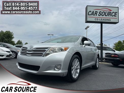 Used 2010 Toyota Venza FWD image 1