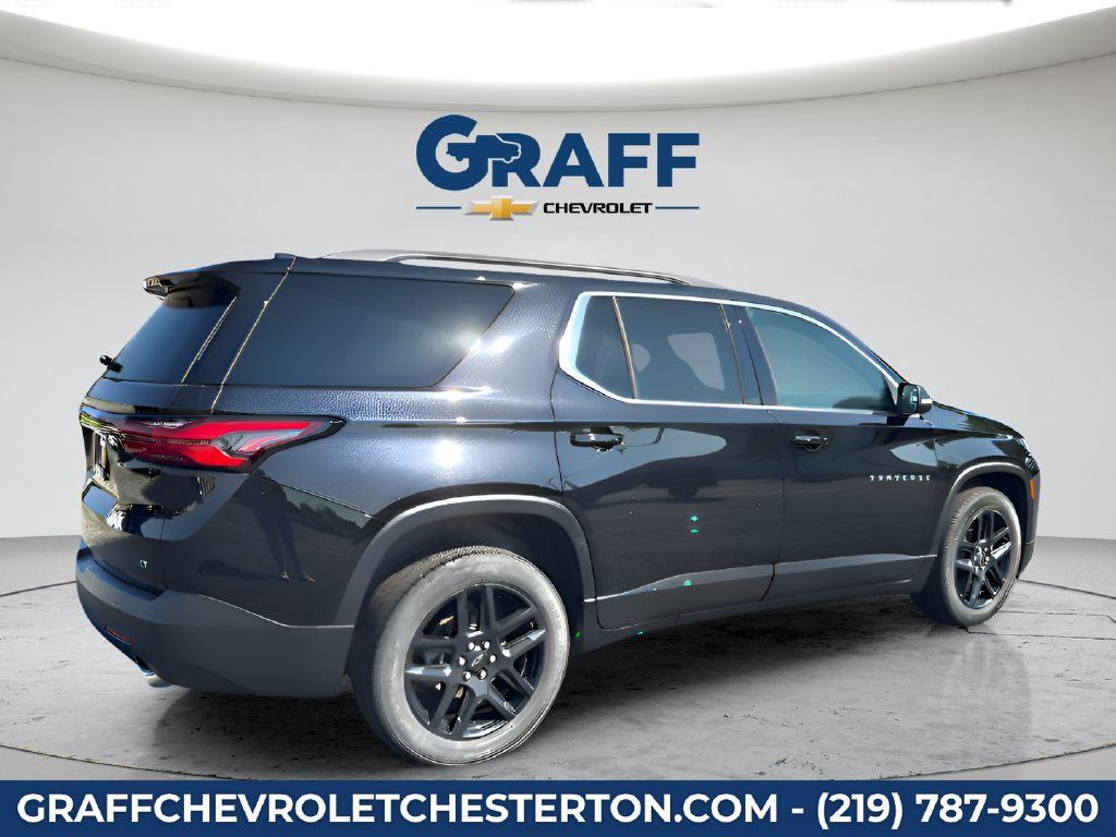 Used 2023 Chevrolet Traverse LT w/ Rear Camera Mirror Package AWD/4WD image 8