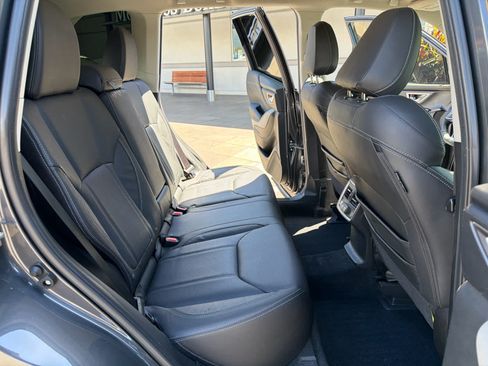 Used 2023 Subaru Forester Limited AWD/4WD image 11