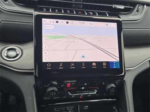 New 2025 Jeep Grand Cherokee Limited image 10