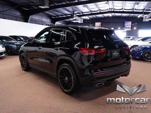 Used 2021 Mercedes-Benz GLA 250 w/ AMG Line Exterior image 5