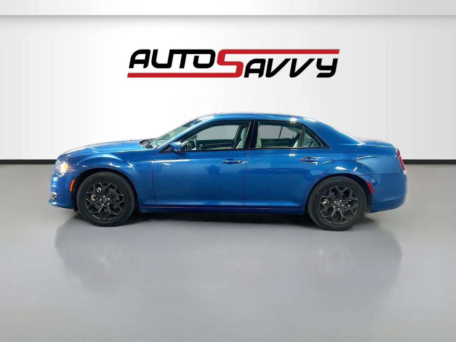 Used 2022 Chrysler 300 Touring L AWD/4WD image 4