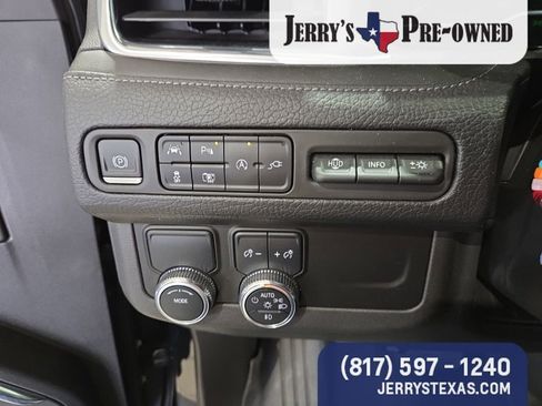 Used 2022 GMC Yukon XL Denali image 13