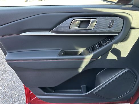 New 2026 Ford Explorer ST-Line w/ ST-Line Street Pack image 27