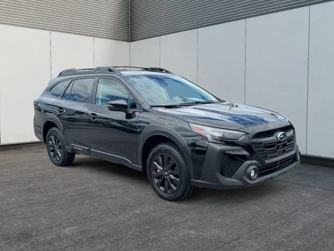 Used 2025 Subaru Outback Onyx Edition XT AWD/4WD image 7
