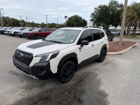 Used 2023 Subaru Forester Wilderness w/ Wilderness Package AWD/4WD image 13
