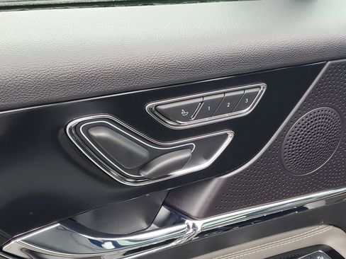 New 2026 Lincoln Corsair Premiere image 9