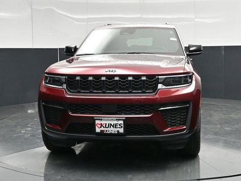 New 2026 Jeep Grand Cherokee L 4WD image 2