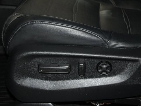 Used 2020 Honda CR-V EX-L image 13