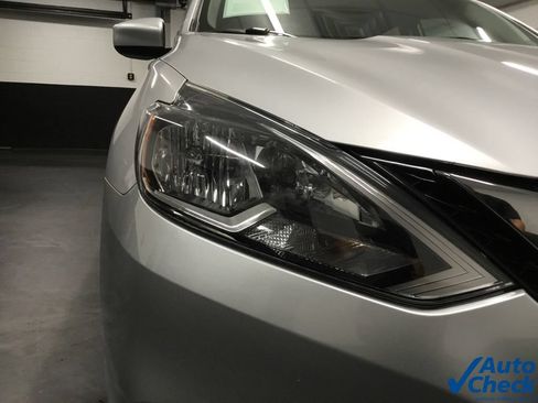 Used 2016 Nissan Sentra SV FWD image 17