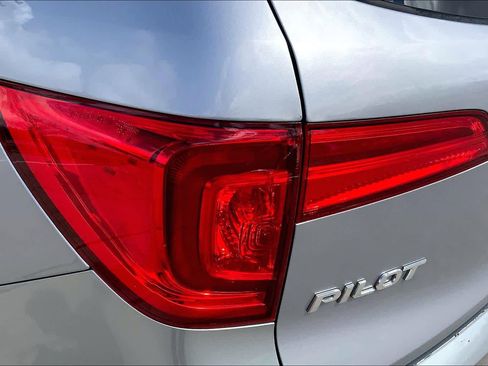 Used 2018 Honda Pilot EX-L image 28