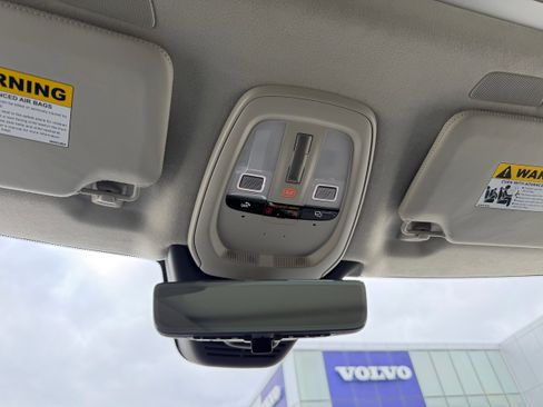 New 2026 Volvo XC90 B6 Ultra w/ Lounge Package image 15