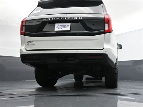 New 2025 Ford Expedition Active image 36