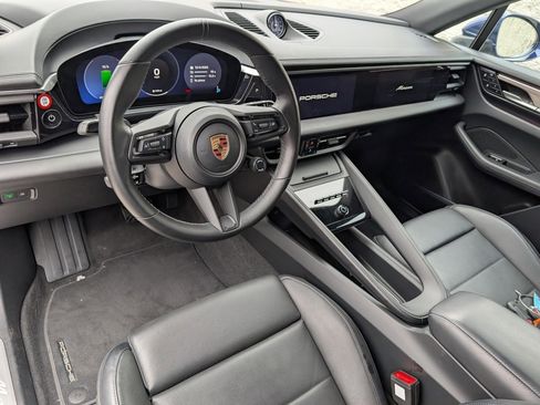 Certified 2024 Porsche Macan 4 Electric image 4