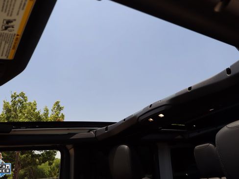 Used 2025 Jeep Wrangler Unlimited Rubicon 392 AWD/4WD image 29