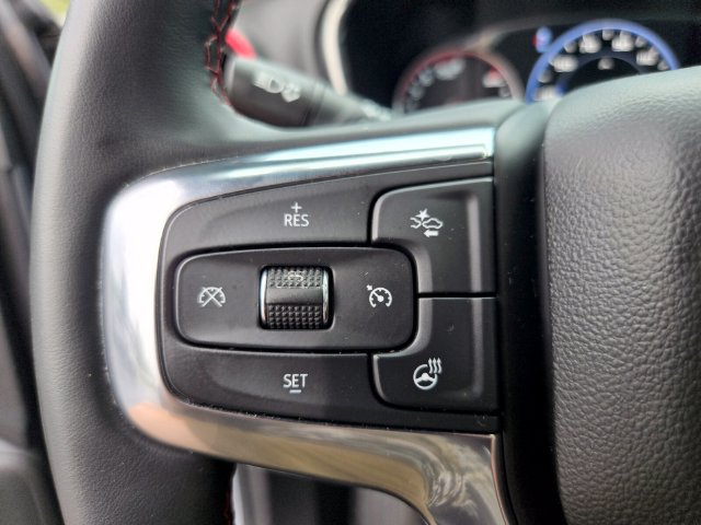 Used 2025 Chevrolet Blazer RS AWD/4WD image 34
