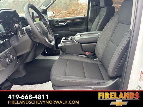 New 2025 Chevrolet Silverado 1500 LT image 15