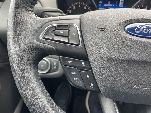 Used 2018 Ford Escape Titanium w/ Ford Safe & Smart Package image 26