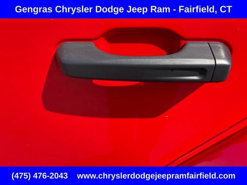 Certified 2025 Jeep Wrangler Unlimited Sahara w/ Safety Group AWD/4WD image 37