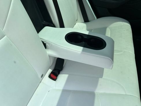 Used 2023 Tesla Model 3 Standard Range RWD image 41