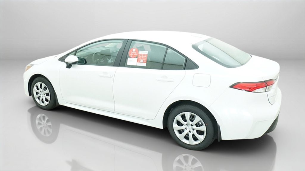 New 2027 Toyota Corolla LE FWD image 4