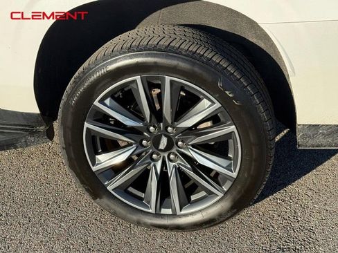 Used 2021 Cadillac Escalade ESV Sport w/ Driver Assist Tech Package image 4