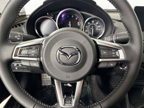 New 2026 MAZDA MX-5 Miata Club w/ Interior Package RWD image 18