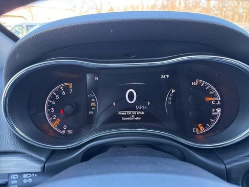 Certified 2022 Jeep Grand Cherokee Limited image 11