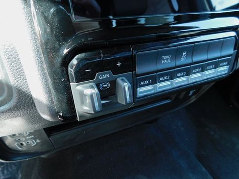 New 2025 RAM ProMaster Tradesman image 24