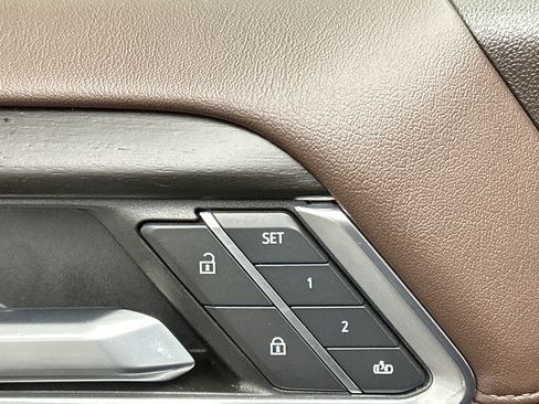 Used 2024 GMC Sierra 1500 Denali w/ Technology Package image 43